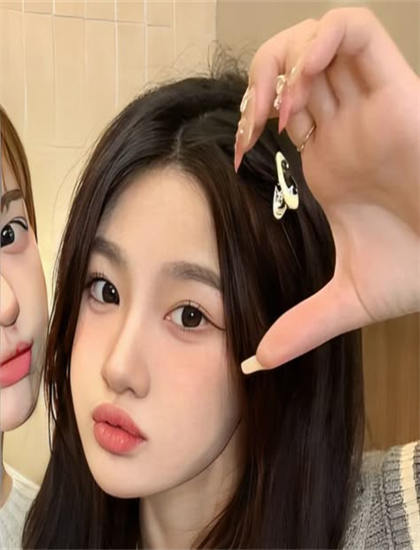 老师出轨学生_《恶魔的爱》动漫在线观看_女人被躁到_嗷嗷叫在线视频